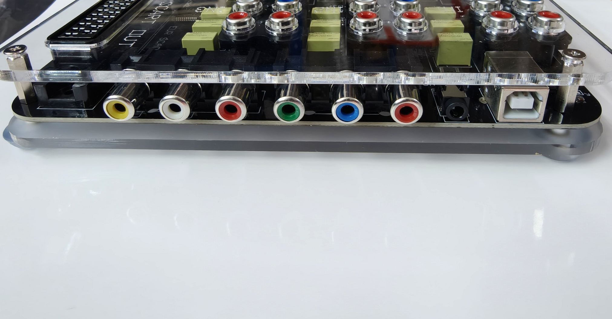 RGBS Automatic 6 In 1 Out Dist - Arcade Button Pcb recension och pris